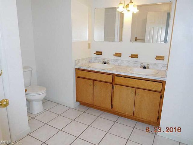 20 Jodys WAY, Hampton, VA 23666