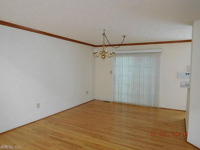 20 Jodys WAY, Hampton, VA 23666