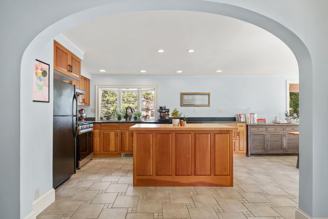 29 Mill Road, Durham, NH 03824