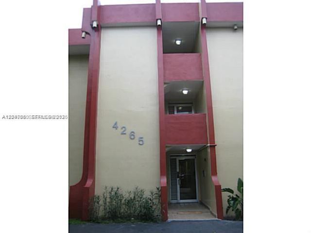 4265 S Tamiami Canal Drive 1208, Miami, FL 33126