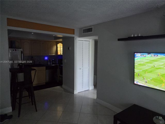 4265 S Tamiami Canal Drive 1208, Miami, FL 33126
