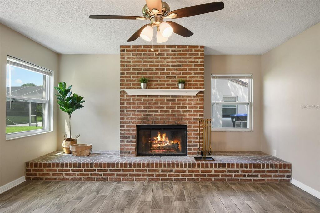 Image 25 of property listing at 7037 EDGEWORTH DRIVE, Orlando, FL 32819