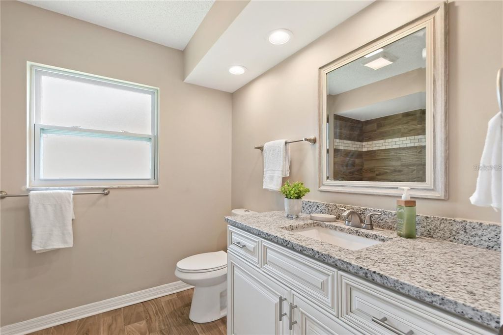 Image 40 of property listing at 7037 EDGEWORTH DRIVE, Orlando, FL 32819