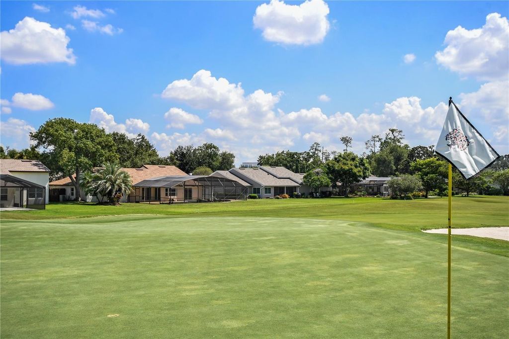 Image 5 of property listing at 7037 EDGEWORTH DRIVE, Orlando, FL 32819