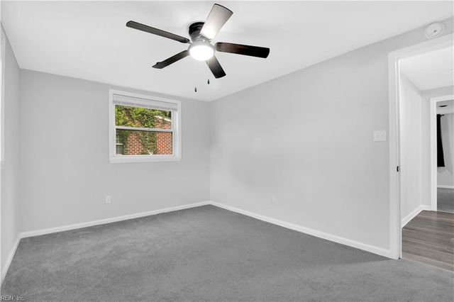 1914 Zinzer RD, Hampton, VA 23663