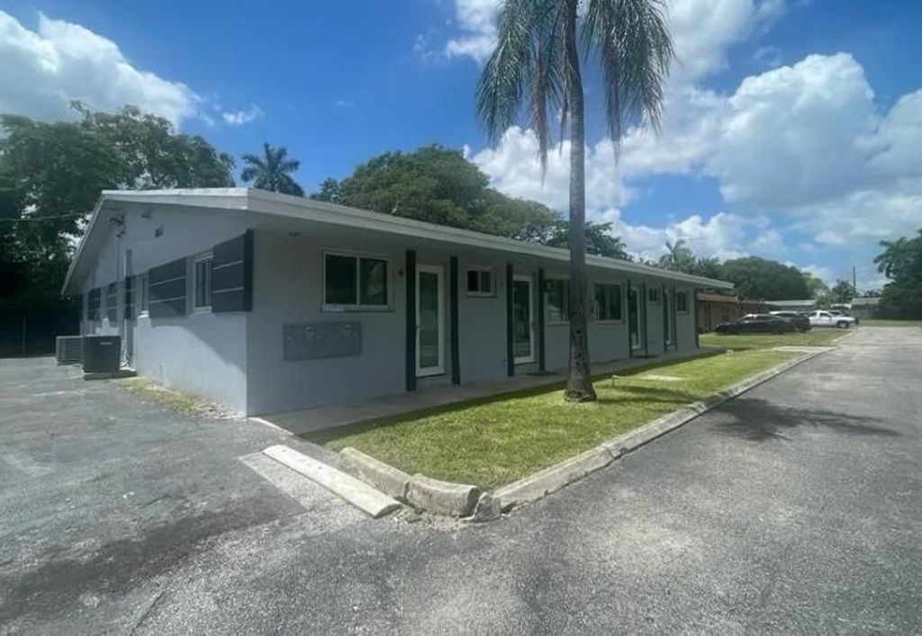 4665 SW 33rd Avenue, Fort Lauderdale, FL 33312