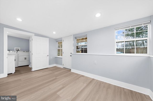 733 W COUNTY LINE RD, Hatboro, PA 19040