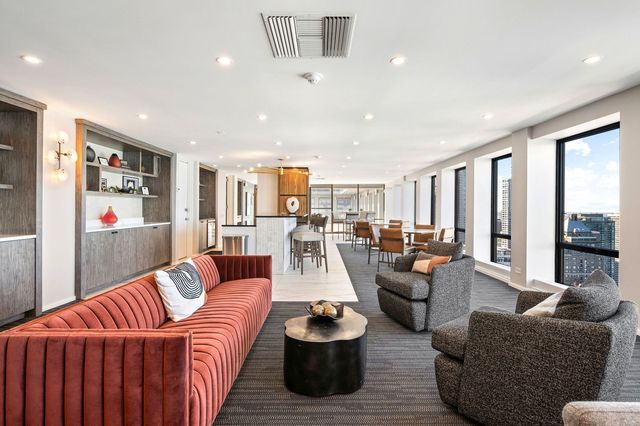 260 E Chestnut Street 4003, Chicago, IL 60611