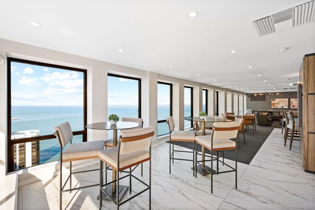 260 E Chestnut Street 4003, Chicago, IL 60611