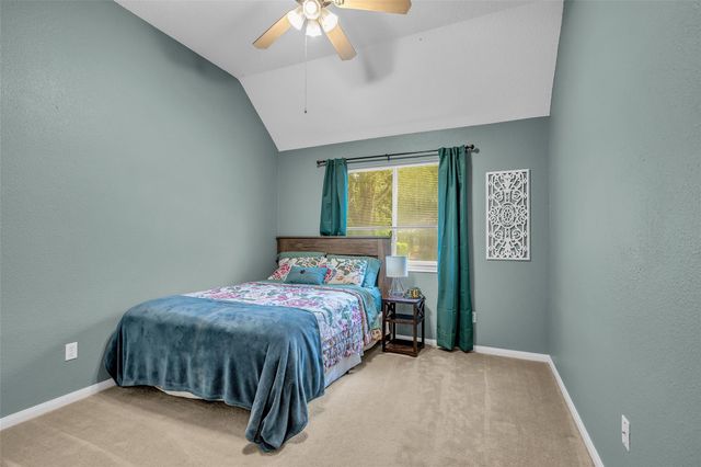 107 Dawns Edge Drive, Conroe, TX 77356