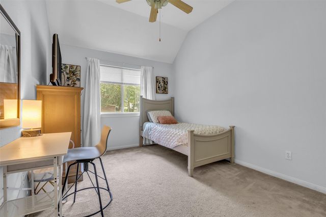 107 Dawns Edge Drive, Conroe, TX 77356