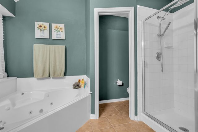 107 Dawns Edge Drive, Conroe, TX 77356
