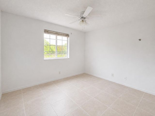 3660 San Simeon Circle, Weston, FL 33331