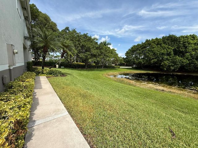 3660 San Simeon Circle, Weston, FL 33331