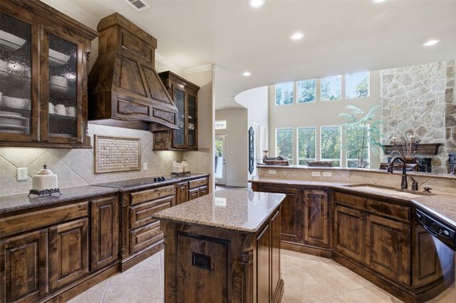 9312 Wood Duck Drive, Fort Worth, TX 76118