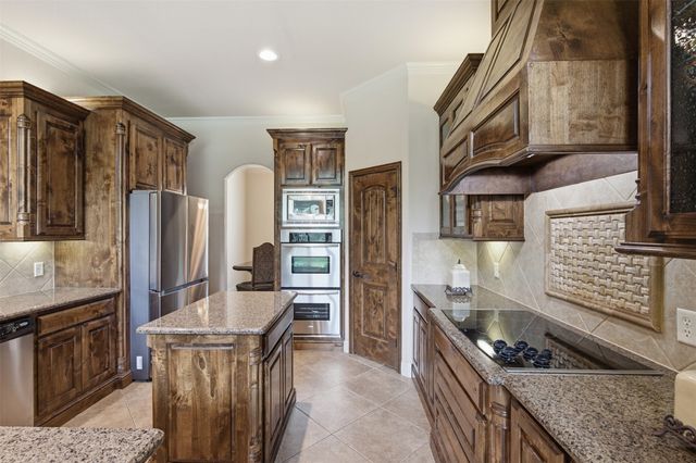 9312 Wood Duck Drive, Fort Worth, TX 76118