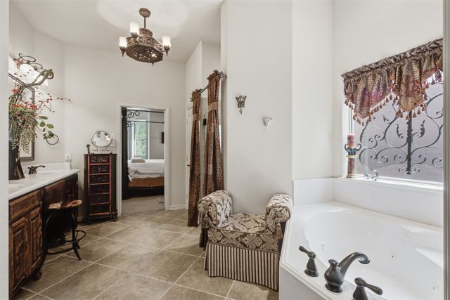 9312 Wood Duck Drive, Fort Worth, TX 76118