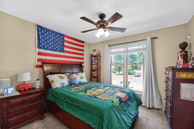 35 PHEASANT DR, Sicklerville, NJ 08081