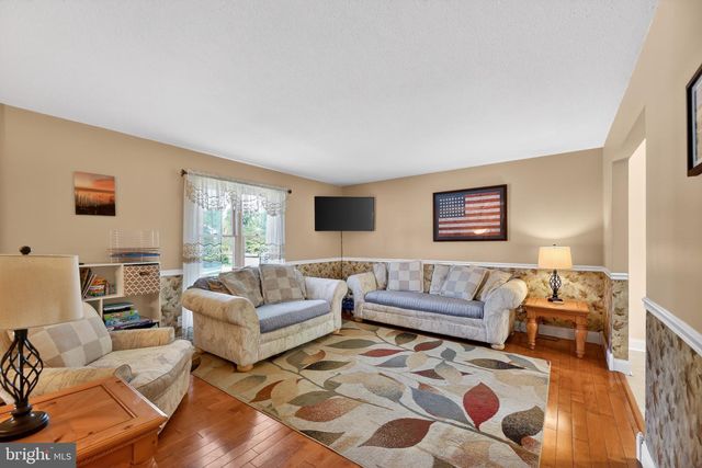 35 PHEASANT DR, Sicklerville, NJ 08081
