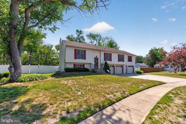 35 PHEASANT DR, Sicklerville, NJ 08081