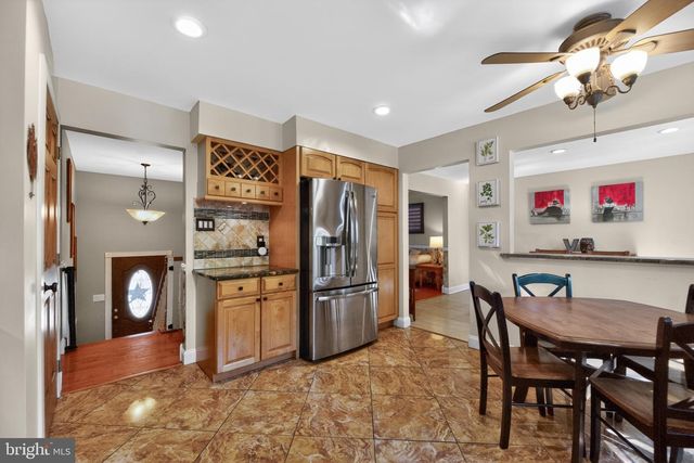 35 PHEASANT DR, Sicklerville, NJ 08081