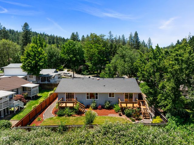 2503 NW Lassen Way, Grants Pass, OR 97526