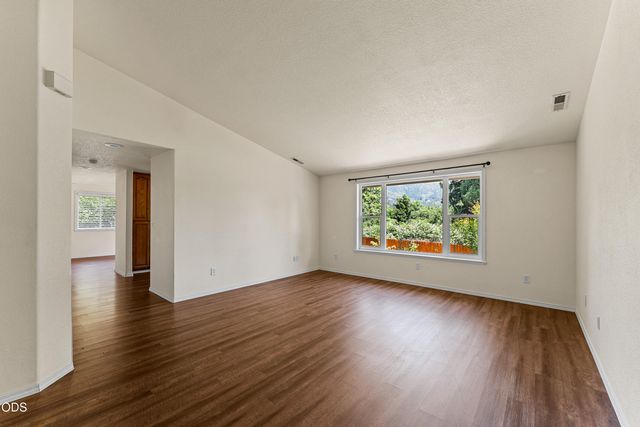 2503 NW Lassen Way, Grants Pass, OR 97526