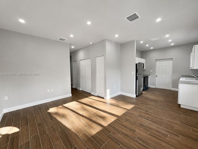 4721 NW 15th Ct 1, Miami, FL 33142