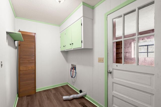 5232 Charleston Highway, Walterboro, SC 29488