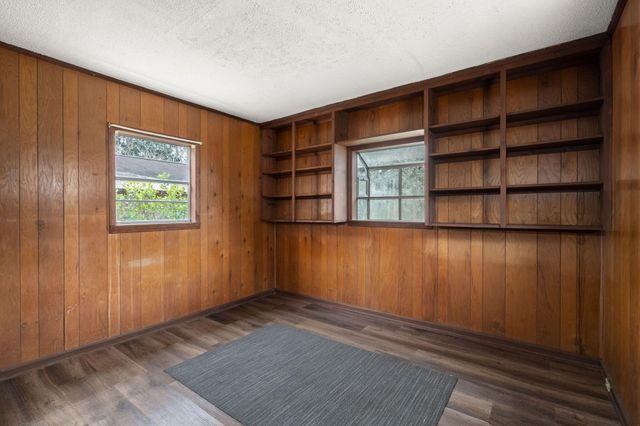 5232 Charleston Highway, Walterboro, SC 29488