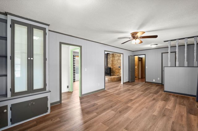 5232 Charleston Highway, Walterboro, SC 29488