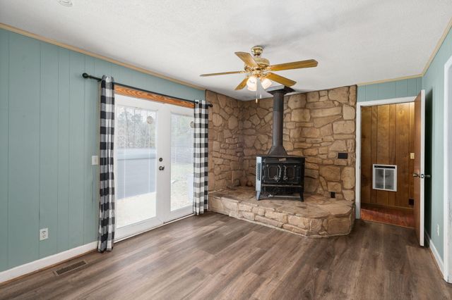 5232 Charleston Highway, Walterboro, SC 29488