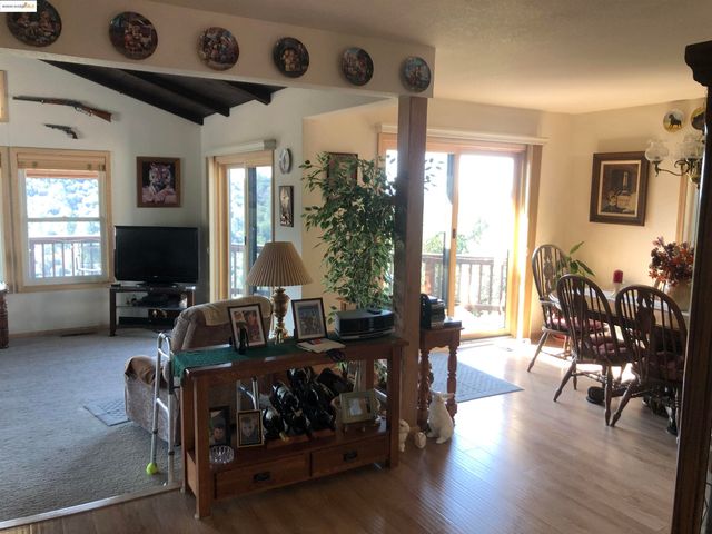 21239 Pokie Dr., Soulsbyville, CA 95372