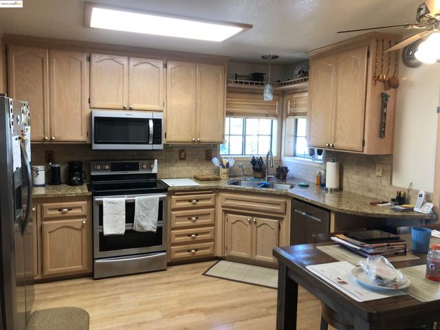 21239 Pokie Dr., Soulsbyville, CA 95372