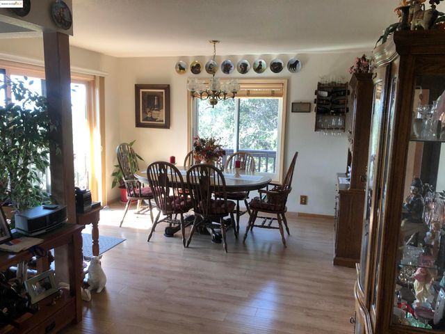 21239 Pokie Dr., Soulsbyville, CA 95372