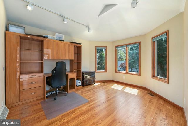 1624 CROWN POINT LN, Cherry Hill, NJ 08003