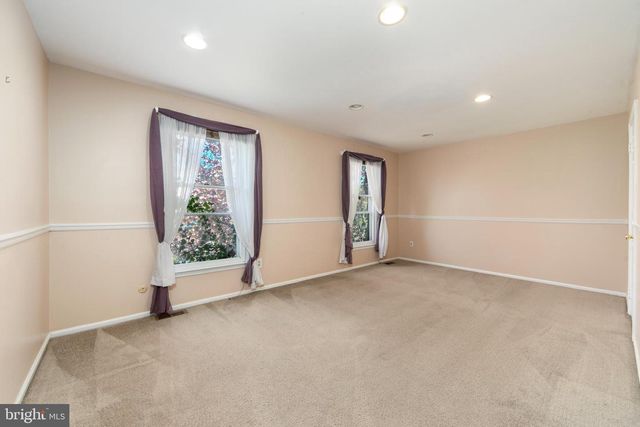 1624 CROWN POINT LN, Cherry Hill, NJ 08003