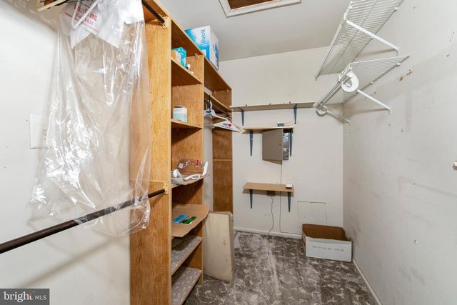 1624 CROWN POINT LN, Cherry Hill, NJ 08003