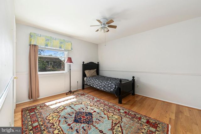 1624 CROWN POINT LN, Cherry Hill, NJ 08003