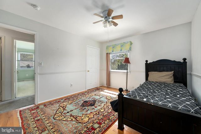 1624 CROWN POINT LN, Cherry Hill, NJ 08003