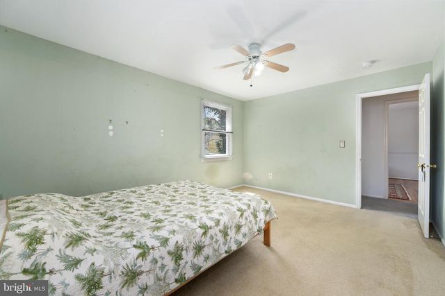 1624 CROWN POINT LN, Cherry Hill, NJ 08003