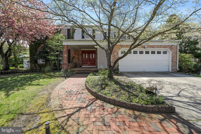 1624 CROWN POINT LN, Cherry Hill, NJ 08003