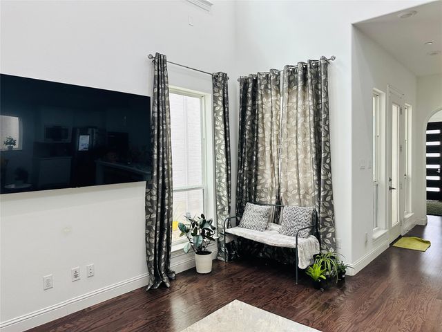 1055 Sarah Street, Allen, TX 75013