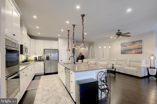 3150 SUNNY RIDGE DR, Odenton, MD 21113