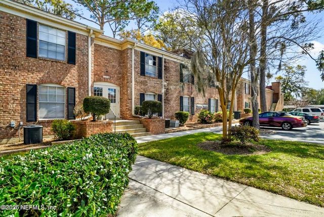 5201 ATLANTIC Boulevard 37, Jacksonville, FL 32207