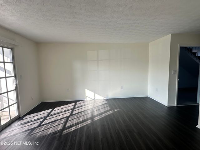 5201 ATLANTIC Boulevard 37, Jacksonville, FL 32207