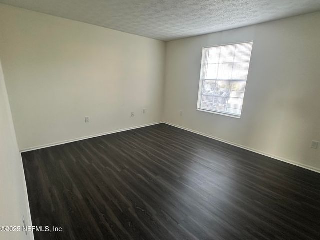 5201 ATLANTIC Boulevard 37, Jacksonville, FL 32207