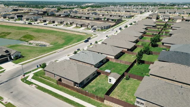 9704 Calhoun Falls Drive, Fort Worth, TX 76108