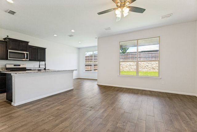 9704 Calhoun Falls Drive, Fort Worth, TX 76108