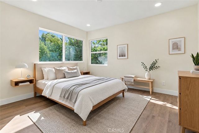 6324 Tampa Avenue, Tarzana, CA 91335